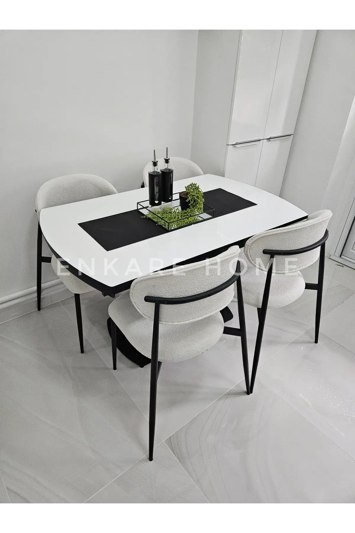 X Ayaklı Gloss Masa & Sera Sandalye Takımı | Açılır Mdf Masa + 4 Sandalye | 80x130-190 |Mutfak Salon