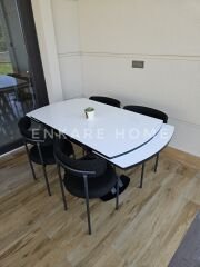 X Ayaklı Gloss Masa & Elisa Sandalye - Siyah Kumaş | 80x130-190 cm | Çift Kanat Açılır | Mutfak Salon