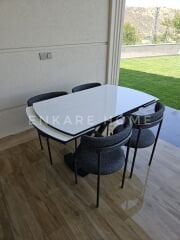 X Ayaklı Gloss Masa & Elisa Sandalye - Antrasit Kumaş | 80x130-190 cm | Çift Kanat Açılır | Mutfak Salon