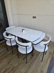 X Ayaklı Gloss Masa & Elisa Sandalye - Beyaz Kumaş | 80x130-190 cm | Çift Kanat Açılır | Mutfak Salon